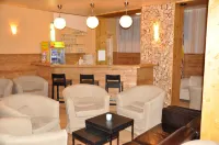 Gazauner Hof - Quầy bar