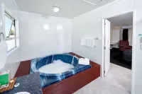 Livingston Motel Hotels in Whakatane