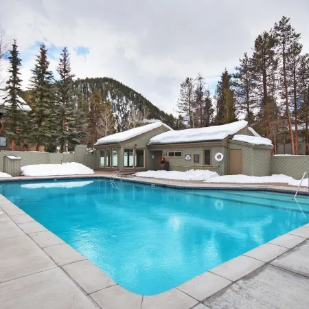 1196 Flying Dutchman Condo