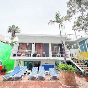 ITH Sayulita Amazing Surf Hostel