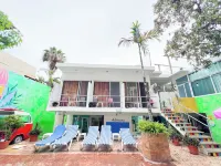 ITH Sayulita Amazing Surf Hostel