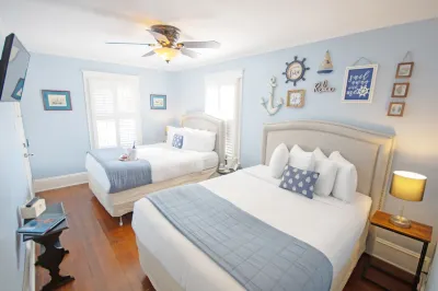 Hemingway House Bed and Breakfast Hotels near Flagler College