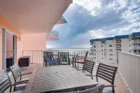 Steps to Beach, Pool Access Indian Shores Condo