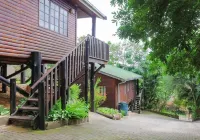 Viewpoint Lodge & Safari Tours - Pensions