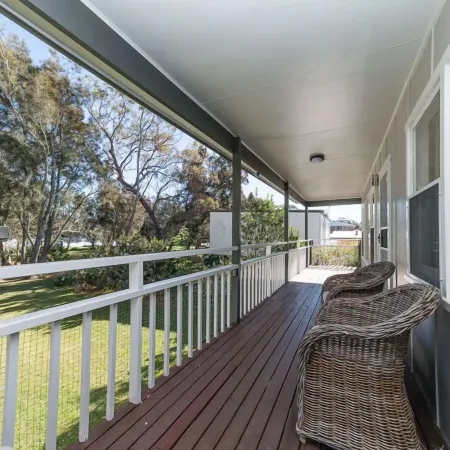 Paradise Bungalow Waterfront