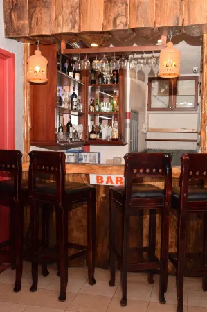 Brandsville Suites Отели рядом с достопримечательностью «Guyana Zoo»