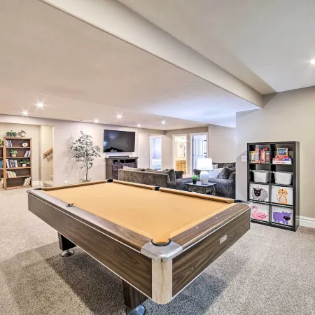 Spacious Idaho Home Ski, Hike, and Fish!