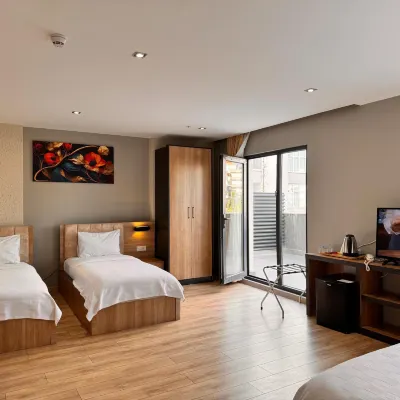 İNNPORT Hotel Mutlukent Sosyal Tesisleri yakınındaki oteller