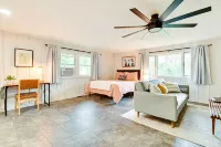 Modern Studio < 13 Mi to Saratoga Racetrack! - Apartments