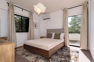 City Center Modern Boho Stay Hotels near Spyros Kyprianou Park