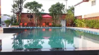 Tawan Anda Garden Hotel Hôtels à : Surat Thani