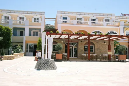 Crithoni's Paradise Hotel Отели в г. Остров Калимнос