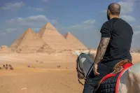 Alpha Pyramids Hotel