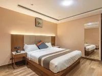 Serenity Suites Отели рядом с достопримечательностью «Сад Thread»