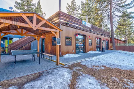 Basecamp Tahoe South