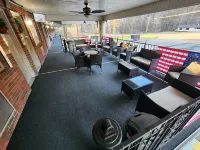 Gateway to the Breaks Motel