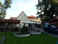 Hotel & Restarant Ausspann Hotels near Lockwitztal Bridge