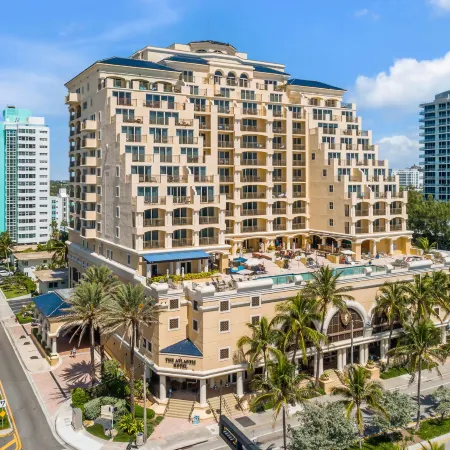 The Atlantic Hotel & Spa Отели рядом с достопримечательностью «Боннет Хаус Музеум & Гарденс»
