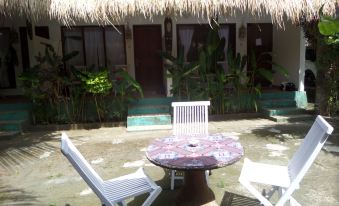 Salty Sea Guesthouse