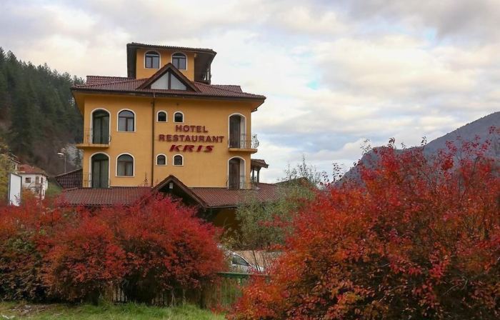 Kris Hotel