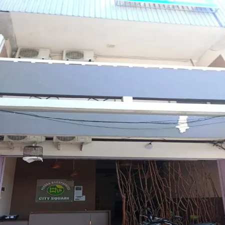 Pondok Backpacker City Square