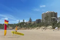 Clubb Coolum Beach Resort Sunshine Coast - Strand