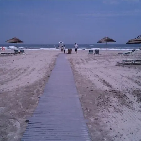 Premier beachfront resort located in the heart of Diamond Beach