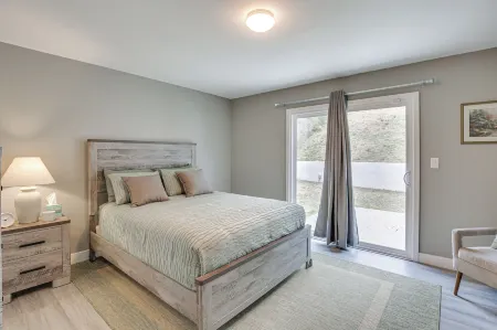 San Diego Home AC, Hot Tub, Covered Patio and BBQ