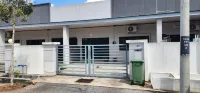 Aleesa homestay kuantan Hotels near Gerai Ikan Duyung