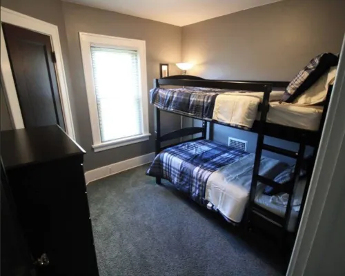Three Bedroom Entire Apartment Great for Families.