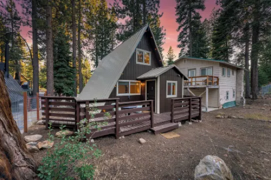 Speckled by Avantstay Modern Interior, 0.5mi to Lake!