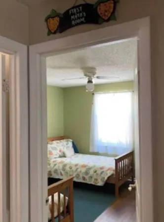 Mermaid retreat in the country Отели в г. Грант-Валкария