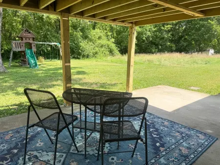 Christmas is Coming! / 29 Miles to Nash, 1 Mile Downtown Gallatin