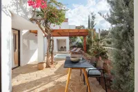 St. Nicolas Bay Resort Hotel & Villas - Pet friendly