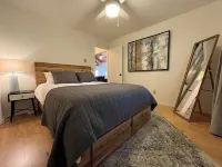 Cozy Mountain Home with Hot Tub and Wifi in Rhododendron