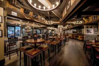 Golden Nugget Lake Tahoe - bar