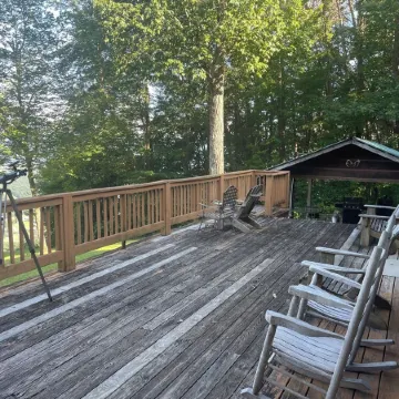 Cabin with beautiful mountain and valley views