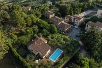 Cozy detached villa with private, scenic pool and garden
