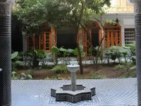 Riad les Chrifis Navette Aéroport 24 Sur 24 のホテル