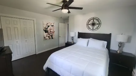 Relax in Comfort -Family / Group travel or Temporary Relocation! Отели в г. Корнуолл