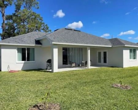 Modern Malibu @ Sebring Hotels in Sebring