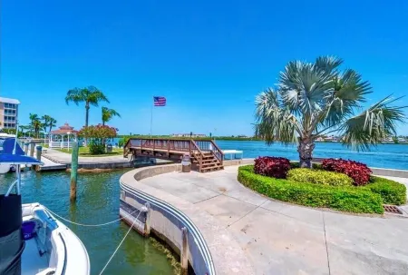 Siesta Key Beach Condo w/ water view & pool, half mile to the beach!