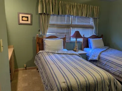 The Canebrake Hotels near Cypress Cove Marina & Cabins