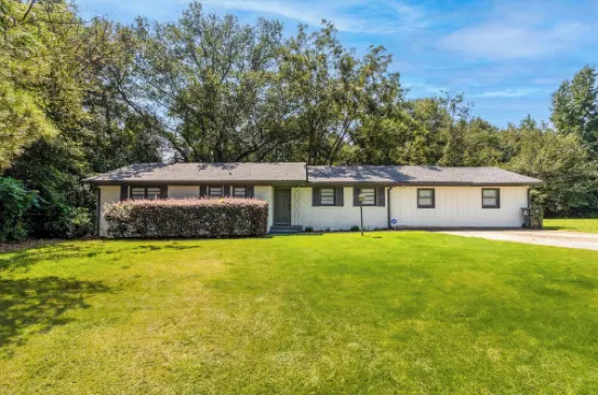 4 Br Sleeps 10 Near Uga & Downtown