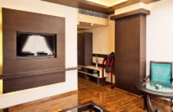 Hotel Southern Grand カナカドゥルガ寺院周辺のホテル