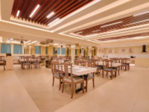 Lemon Tree Hotel Erode Hotels in Erode