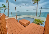 Solaris Varkala Beach View Resort by Voye Homes فنادق في ورکلا