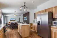 Chic Home in Downtown Driggs!