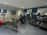 Four Points by Sheraton Hotel & Conference Centre Gatineau-Ottawa Hotels near Lansdowne Park