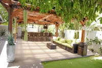 Cozy Villa Near Hard Rock Stadium